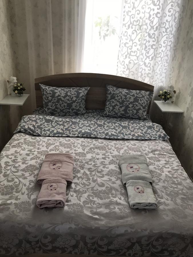 Apartment On Tatarska Street Kamianets Podilskyi Bagian luar foto